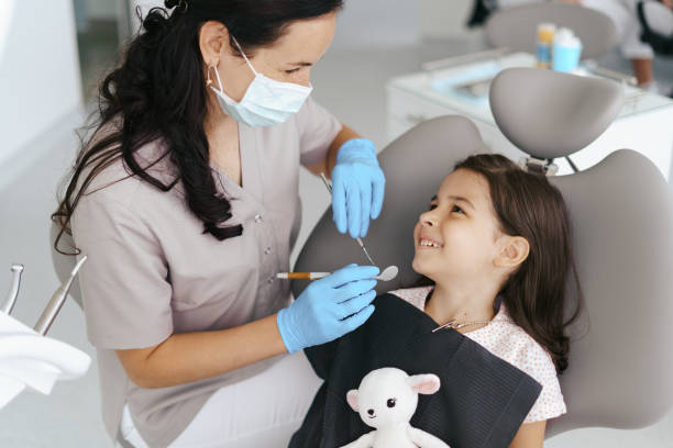 Best Emergency Tooth Extraction  in Ocean Shores, WA